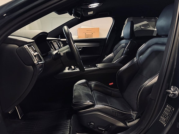 Volvo V90 22 of 30