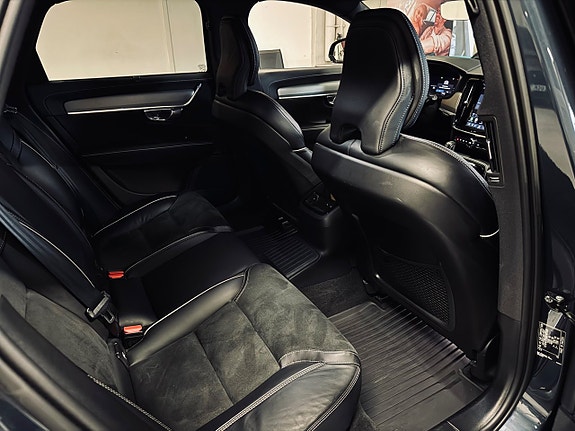 Volvo V90 25 of 30