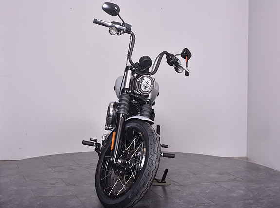 Harley-Davidson Street Bob 117 SPARA 33 350:- / DEMO HOJ/ ENDAST 121 MIL 8 of 14