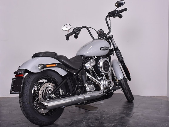 Harley-Davidson Street Bob 117 SPARA 33 350:- / DEMO HOJ/ ENDAST 121 MIL 3 of 14