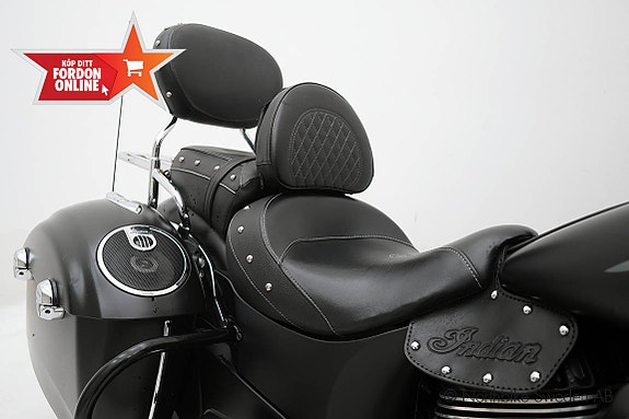 Indian Chieftain Dark Horse Thunder Stroke 111 V-Twin 9 of 26