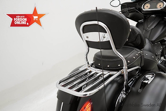 Indian Chieftain Dark Horse Thunder Stroke 111 V-Twin 16 of 26