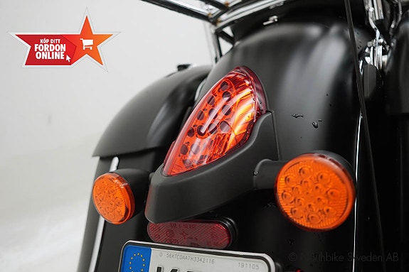 Indian Chieftain Dark Horse Thunder Stroke 111 V-Twin 15 of 26