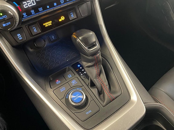 Toyota RAV4 18 of 19