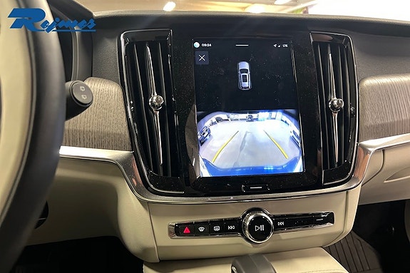 Volvo V90 13 of 17