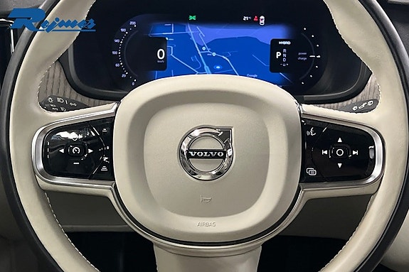 Volvo V90 16 of 17