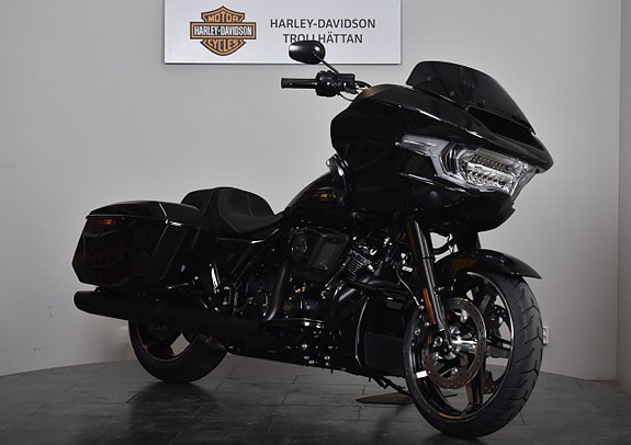 Harley-Davidson Road Glide DEMO - FINNS KLAR FÖR LEVERANS 2026-08-15
