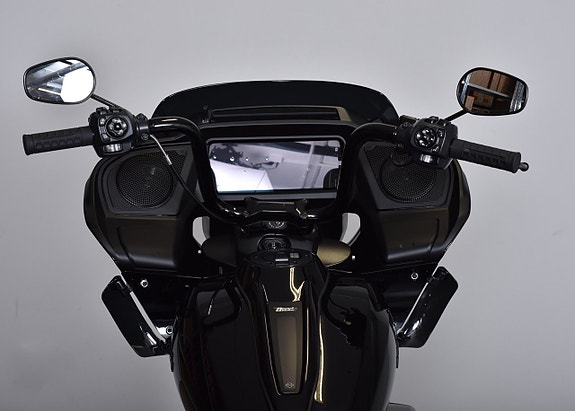 Harley-Davidson Road Glide SPARA 49 700:- / DEMO HOJ/ ENDAST 150 MIL 11 of 17