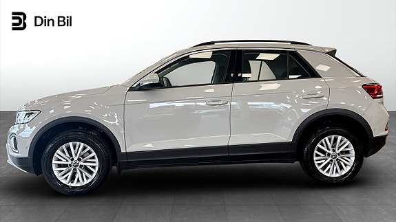 Volkswagen T-Roc 2 of 12