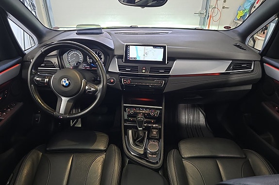 BMW 225xe 7 of 13