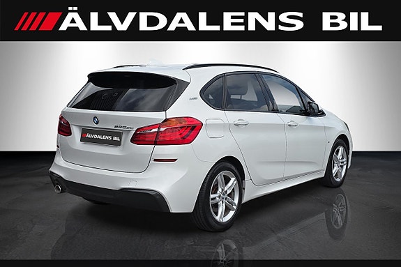 BMW 225xe 3 of 13