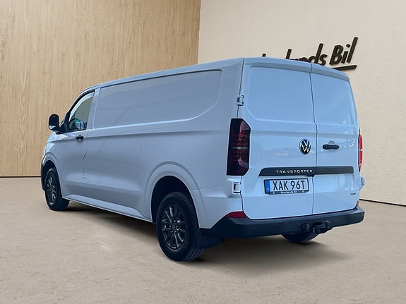 Volkswagen Transporter 2 of 5