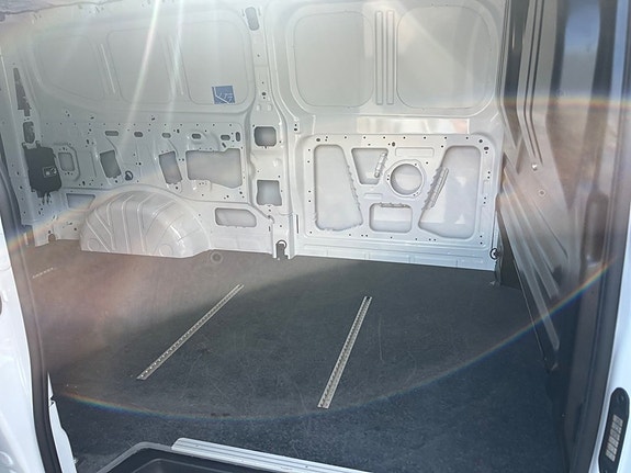 Volkswagen Transporter 6 of 7