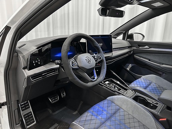Volkswagen Golf I 11 of 19