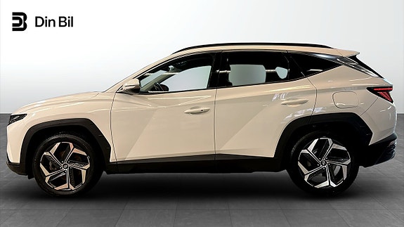 Hyundai Tucson 2 of 21