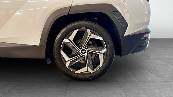 Hyundai Tucson 6 of 21