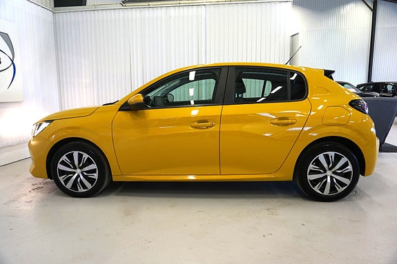 Peugeot 208 2 of 5