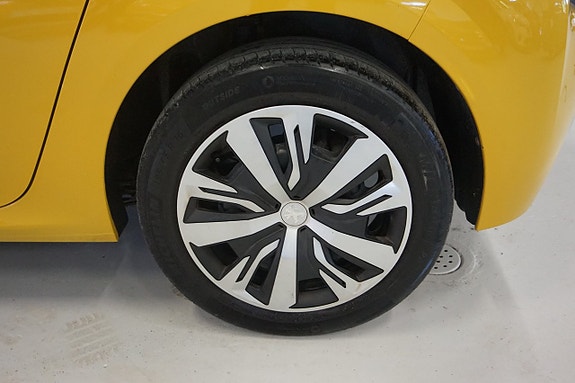 Peugeot 208 6 of 22