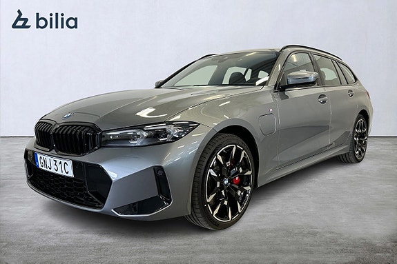 BMW 330e
