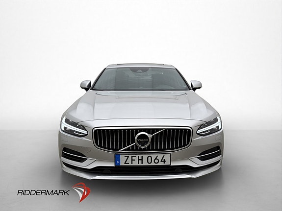 Volvo S90 2 of 5
