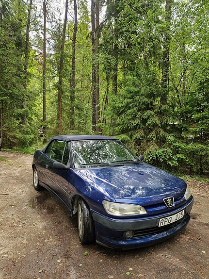 Peugeot 306 2 of 5