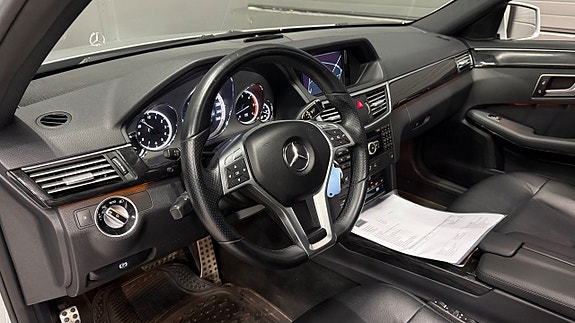 Mercedes-Benz E350 15 of 29