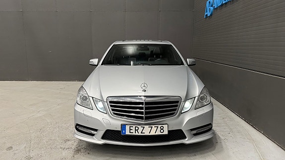 Mercedes-Benz E350 9 of 29