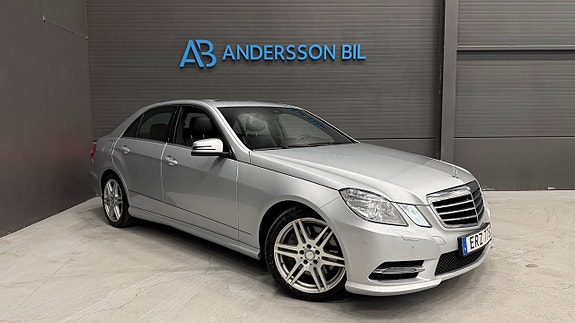 Mercedes-Benz E350 2 of 5