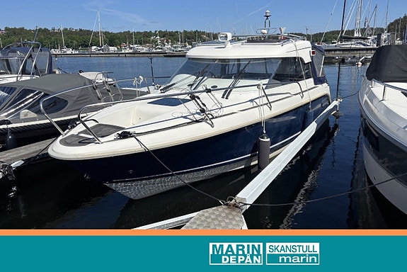Aquador 23 HT med Mercruiser 4,3 EFI - 2002 4 of 13
