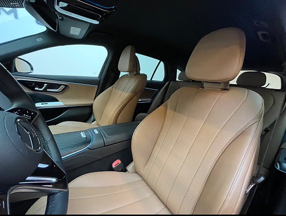 Mercedes-Benz E300 de 6 of 15