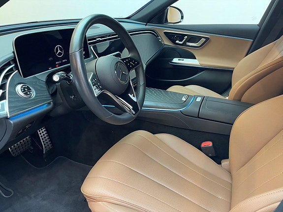 Mercedes-Benz E300 de 5 of 15