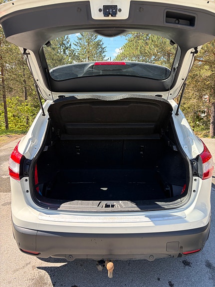 Nissan Qashqai 4 of 5