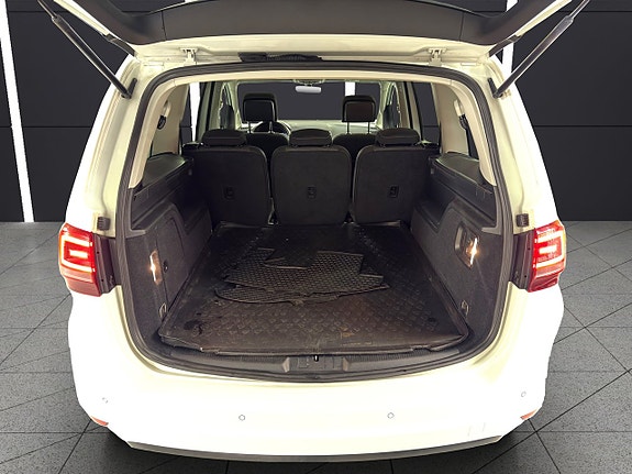 Volkswagen Sharan 17 of 30
