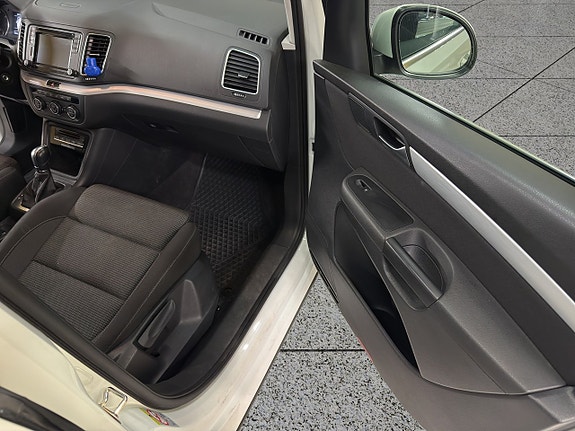 Volkswagen Sharan 19 of 30
