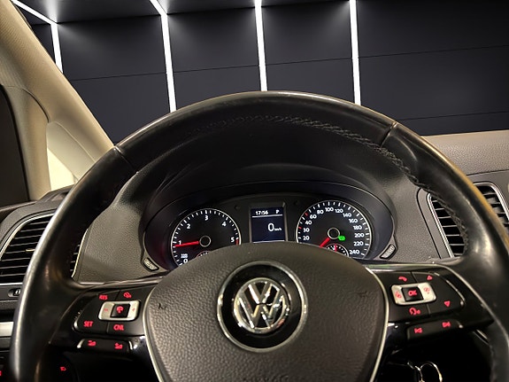 Volkswagen Sharan 26 of 30