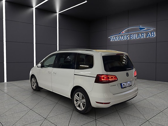 Volkswagen Sharan 3 of 30