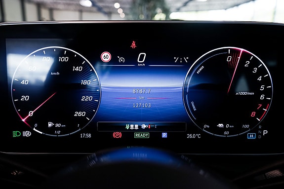 Mercedes-Benz C300 e 19 of 30