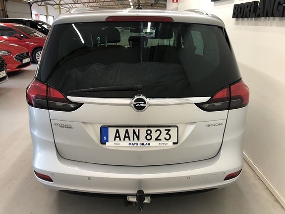 Opel Zafira Tourer 4 of 5