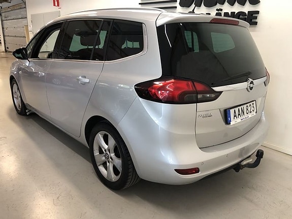 Opel Zafira Tourer 3 of 5