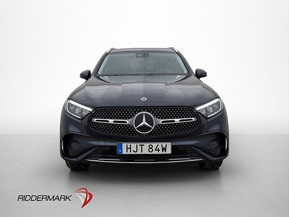 Mercedes-Benz GLC300 e 2 of 5