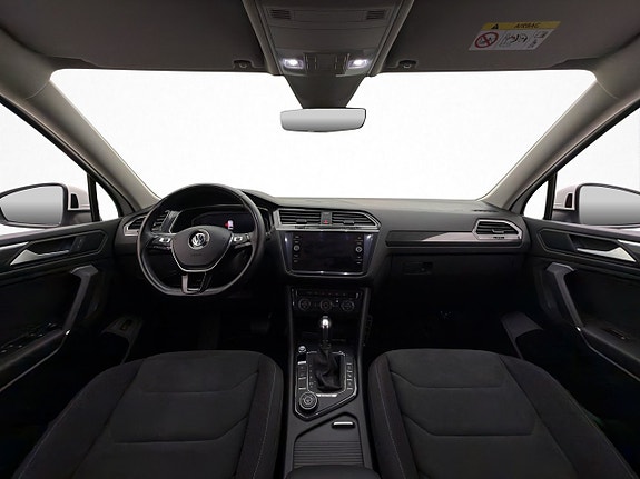 Volkswagen Tiguan Allspace 23 of 30
