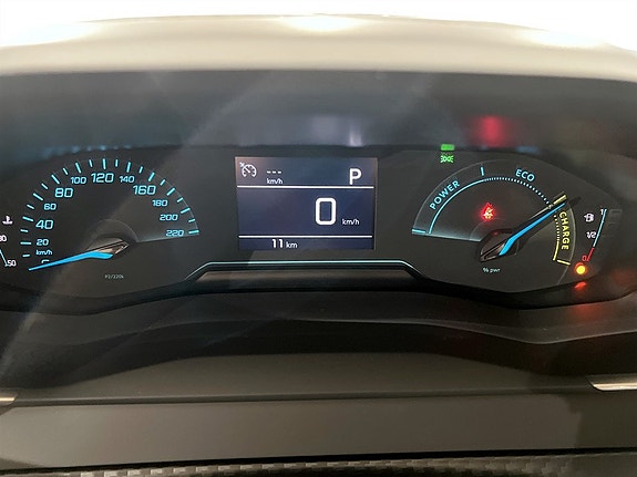 Peugeot 208 11 of 14