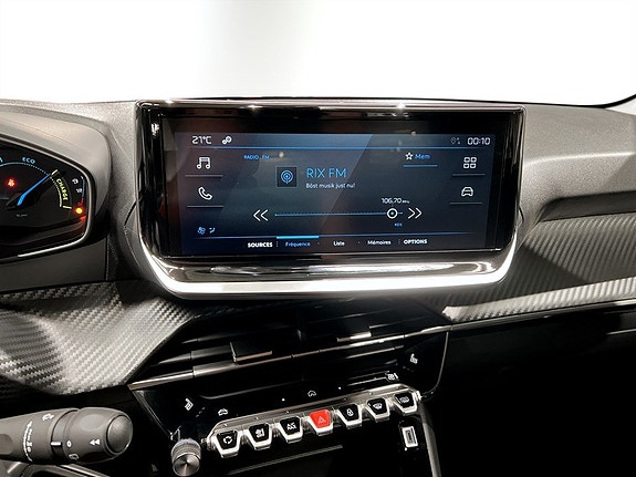 Peugeot 208 13 of 14