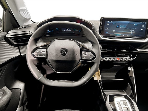 Peugeot 208 10 of 14