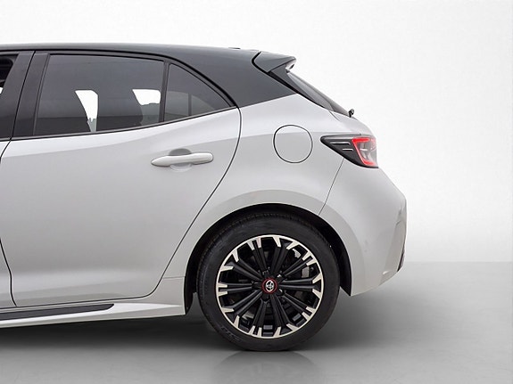 Toyota Corolla 25 of 27