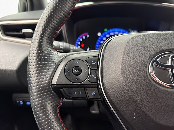 Toyota Corolla 13 of 27