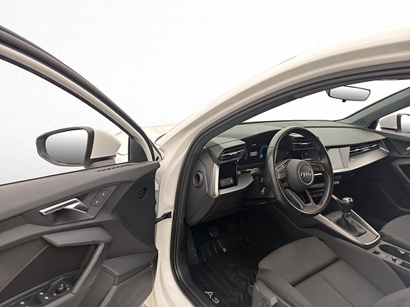 Audi A3 8 of 30