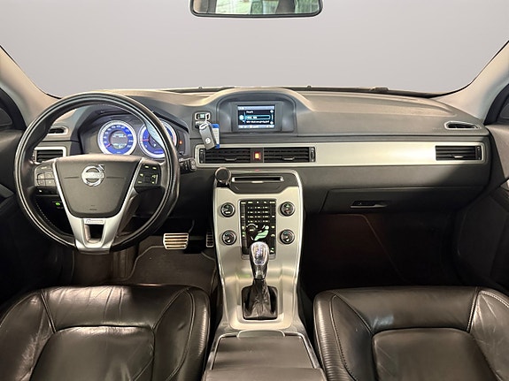 Volvo V70 15 of 28