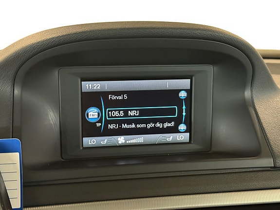 Volvo V70 19 of 28