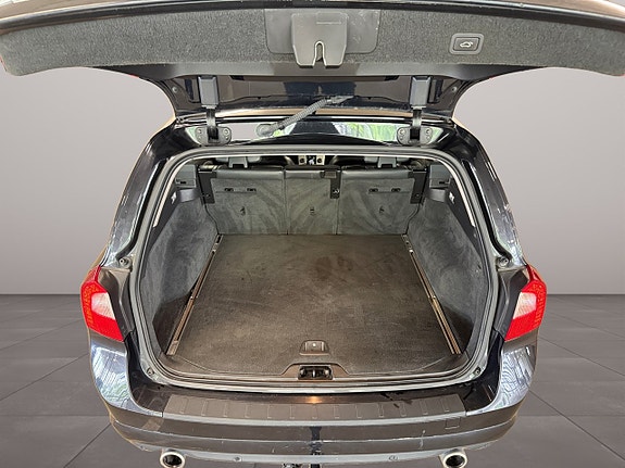 Volvo V70 27 of 28